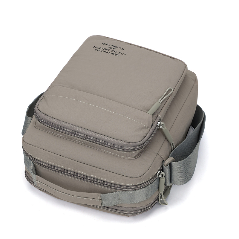 Men's Nylon Crossbody Backpack - đánh giá và giá Sling Backpack Shoulder