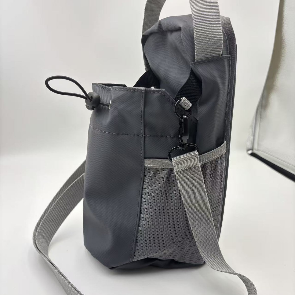 2025 Magnetic Water Bottle Pou - đánh giá và giá Hydration Pack Outdoor